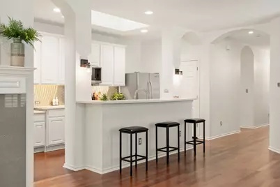 2809 Kinney Oaks Court, Austin, TX 78704 - Photo 13