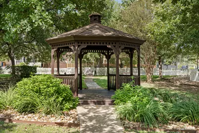 2809 Kinney Oaks Court, Austin, TX 78704 - Photo 31
