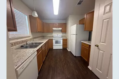 1160 Hilltop Drive, San Marcos, TX 78666 - Photo 5