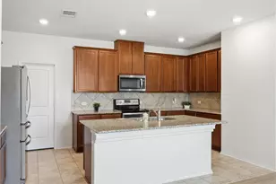 16616 Brogan Ln, Pflugerville, TX 78660 - Photo 13
