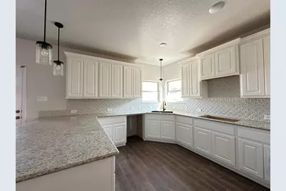 718 Golden Eagle Drive, Salado, TX 76571 - Photo 5