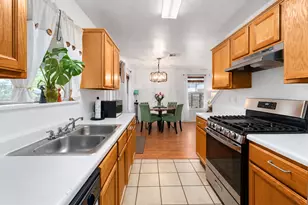 1184 Waller St, Austin, TX 78702 - Photo 7