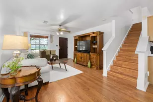 1184 Waller St, Austin, TX 78702 - Photo 3
