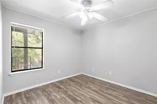 1624 Aquarena Springs Dr, San Marcos, TX 78666 - Photo 15