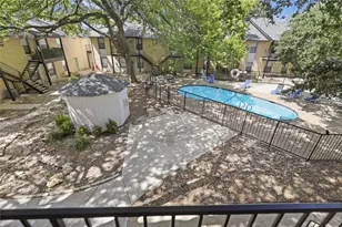 1624 Aquarena Springs Dr, San Marcos, TX 78666 - Photo 23