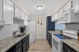 400 Hi There, Horseshoe Bay, TX 78657 - Photo 9