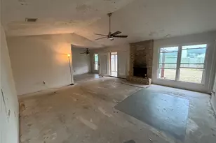 5609 Porsche Ln, Austin, TX 78749 - Photo 5