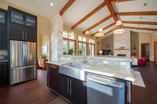 335 La Reata Trail, Smithville, TX 78957 - Photo 11