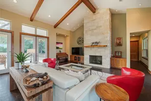 335 La Reata Trail, Smithville, TX 78957 - Photo 5