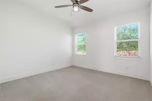 70 Santa Maria St, Georgetown, TX 78628 - Photo 37