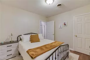 208 Braeswood Rd, Austin, TX 78704 - Photo 11
