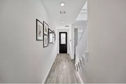 637 Seabiscuit Drive, Jarrell, TX 76537 - Photo 3