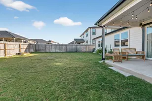 637 Seabiscuit Dr, Jarrell, TX 76537 - Photo 31