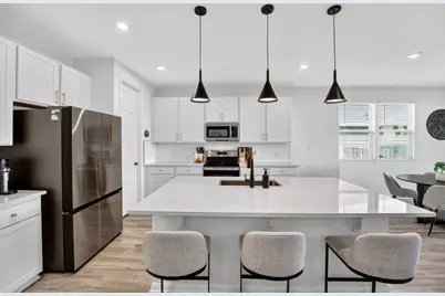 637 Seabiscuit Drive, Jarrell, TX 76537 - Photo 7