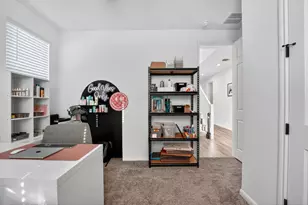 637 Seabiscuit Dr, Jarrell, TX 76537 - Photo 19