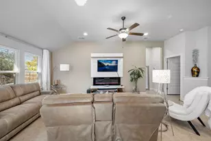 5302 Thunderbird St, Lago Vista, TX 78645 - Photo 17