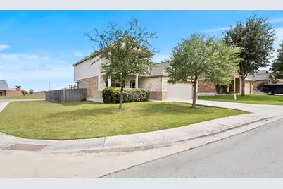 1821 Logan Trail, New Braunfels, TX 78130 - Photo 3