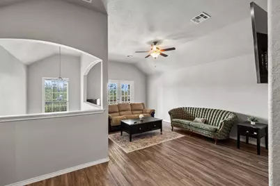 1821 Logan Trail, New Braunfels, TX 78130 - Photo 13