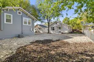 1223 1223 1/2 & 1225 S Austin Ave S, Georgetown, TX 78626 - Photo 25