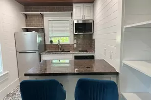 1223 1223 1/2 & 1225 S Austin Ave S, Georgetown, TX 78626 - Photo 17