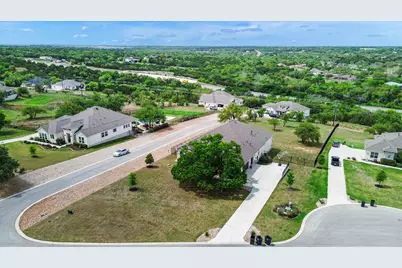 125 Pueblo Peakk Cove, Liberty Hill, TX 78642 - Photo 35