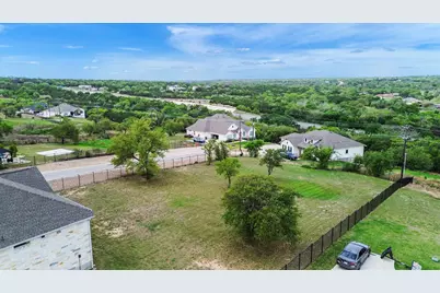 125 Pueblo Peakk Cove, Liberty Hill, TX 78642 - Photo 35