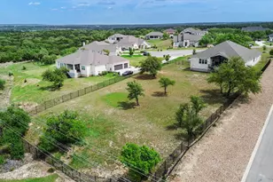 125 Pueblo Peakk Cove, Liberty Hill, TX 78642 - Photo 37