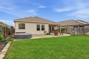 129 Esparza Dr, Bastrop, TX 78602 - Photo 21