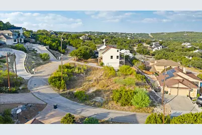 408 Rogart Drive, Spicewood, TX 78669 - Photo 7