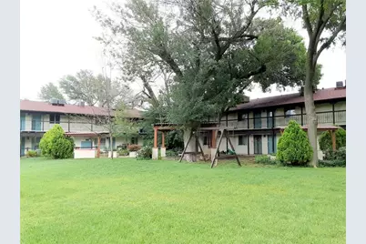 711 Eberhart Ln Lane #210, Austin, TX 78745 - Photo 9