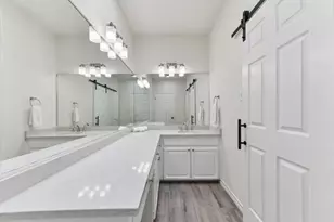 319 Hazeltine Dr, Lakeway, TX 78734 - Photo 15