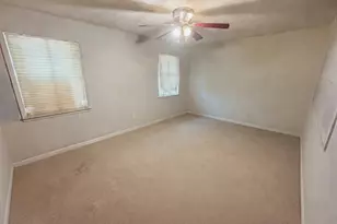 9262 N Hwy 77, Lexington, TX 78947 - Photo 13