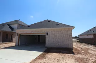 629 Clarissa St, Buda, TX 78610 - Photo 17