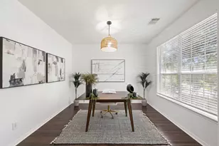1712 Lynnville Trail, Austin, TX 78727 - Photo 25