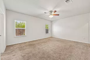 4413 Lobo Landing Ln, Georgetown, TX 78628 - Photo 13