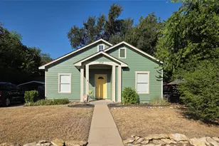 1704 S College St, Georgetown, TX 78626 - Photo 1