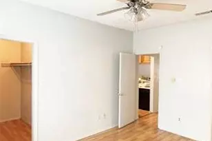 806 W 24th St, Austin, TX 78705 - Photo 17