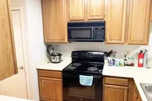 806 W 24th St, Austin, TX 78705 - Photo 7