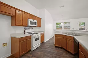 14608 Menifee St, Austin, TX 78725 - Photo 11