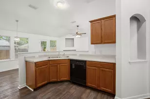 14608 Menifee St, Austin, TX 78725 - Photo 9