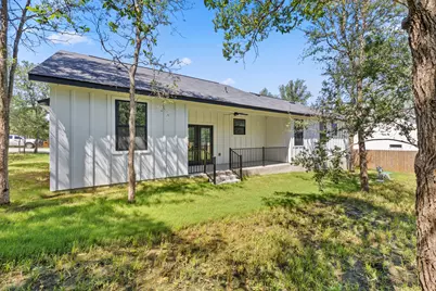 165 Nuuanu Lane, Bastrop, TX 78602 - Photo 23