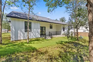 165 Nuuanu Ln, Bastrop, TX 78602 - Photo 23