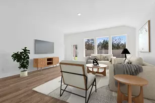 225 Coleto Tr, Bastrop, TX 78602 - Photo 5