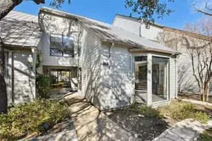 102 World of Tennis Sq, Austin, TX 78738 - Photo 3