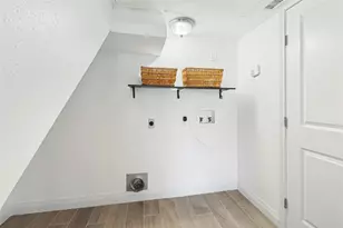 102 World of Tennis Sq, Austin, TX 78738 - Photo 33