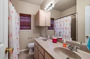 1006 Oaklands Dr, Round Rock, TX 78681 - Photo 19