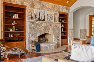 1600 Las Entradas Dr, Spicewood, TX 78669 - Photo 7