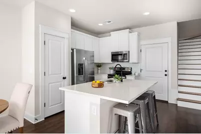 13501 Metric Boulevard #8, Austin, TX 78727 - Photo 7