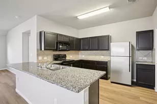 13205 Henneman Dr, Pflugerville, TX 78660 - Photo 9