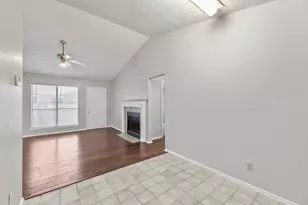 6002 Parkwood Dr, Austin, TX 78735 - Photo 7